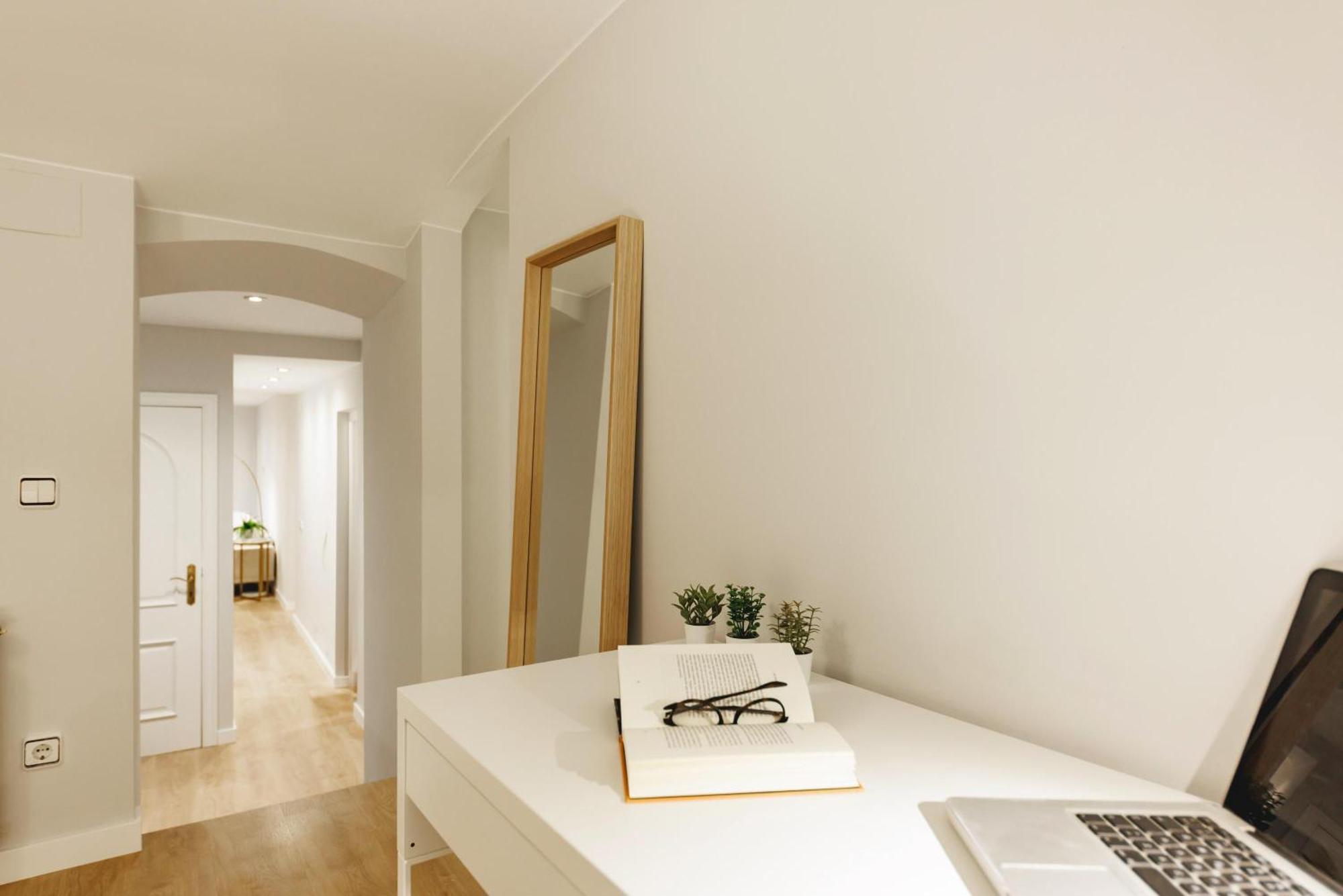 Bravissimo Apartaments Mora 4 Girona Eksteriør billede